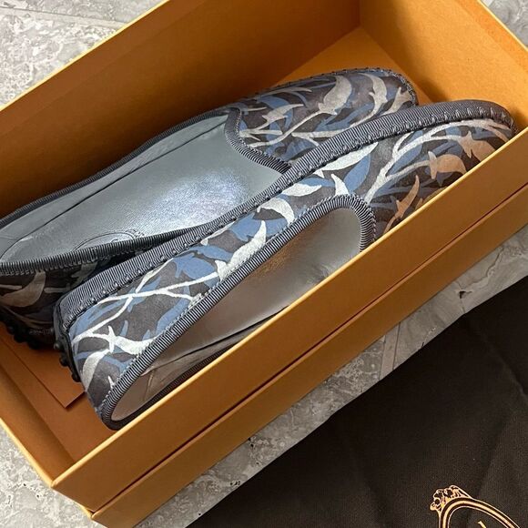 Tod’s Tess Patterned Slip-On Flats, Antracite, New, Size EU 37.5 - Picture 6 of 12